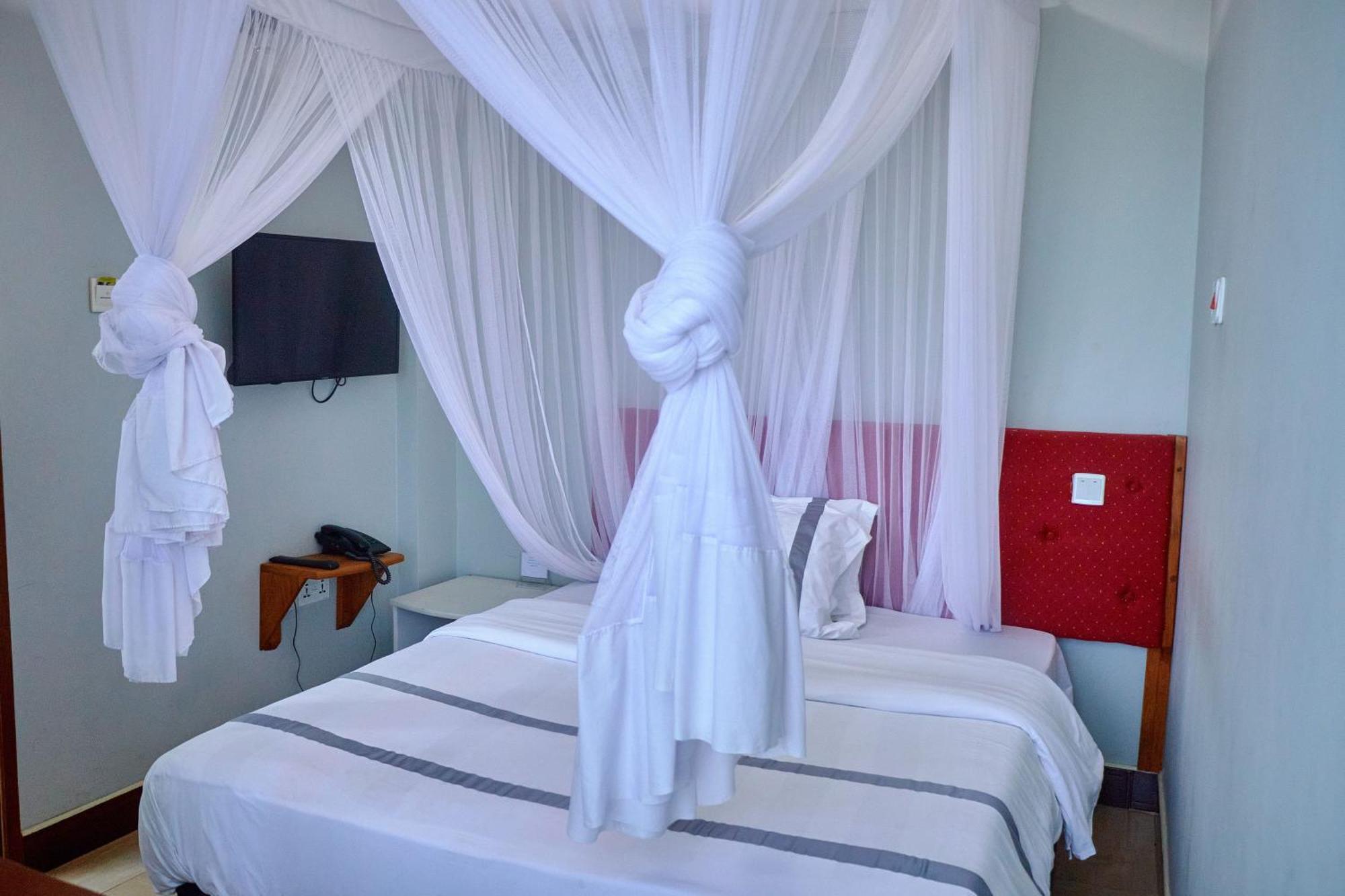 Elanacha Hotel 阿鲁沙 外观 照片